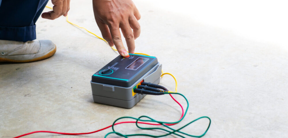 Ground Test box for inject into electrical equipment for testing resistance between electrical earth with earth or grounding system.